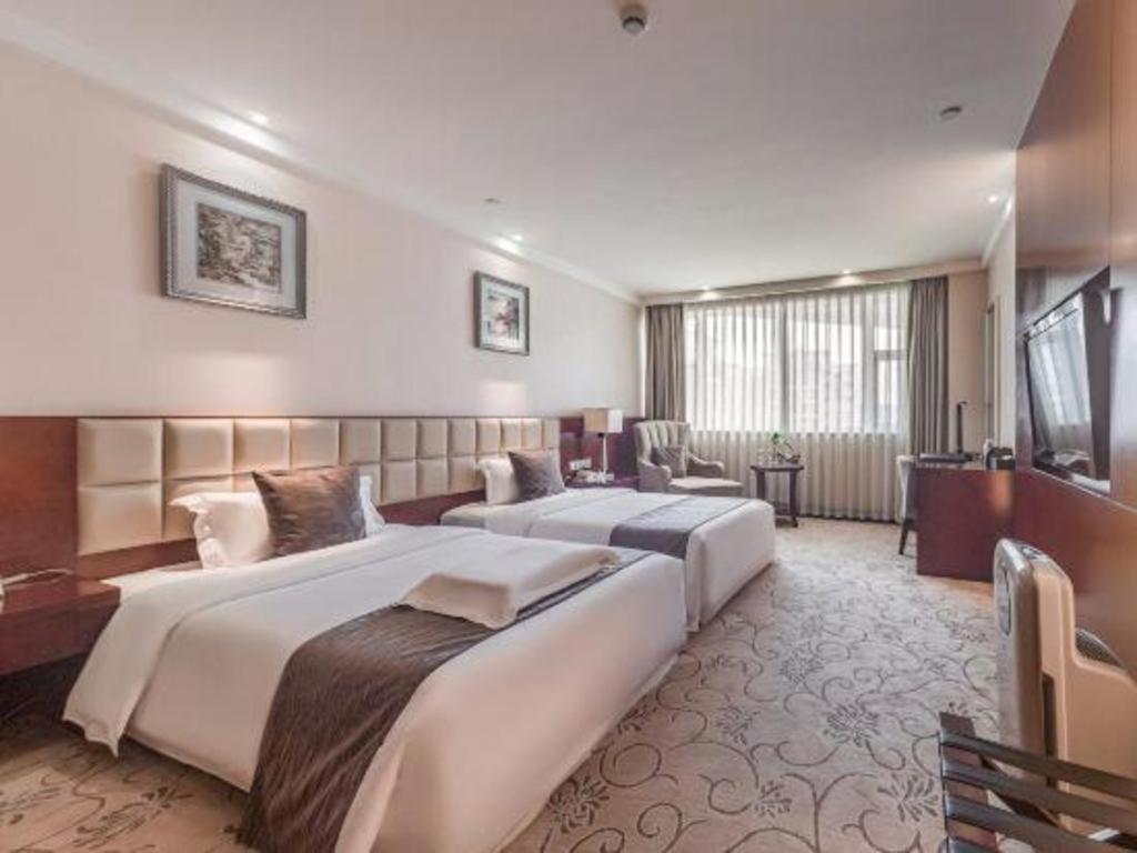 Chengdu Yinsheng International Hotel Supoqiao Exterior photo